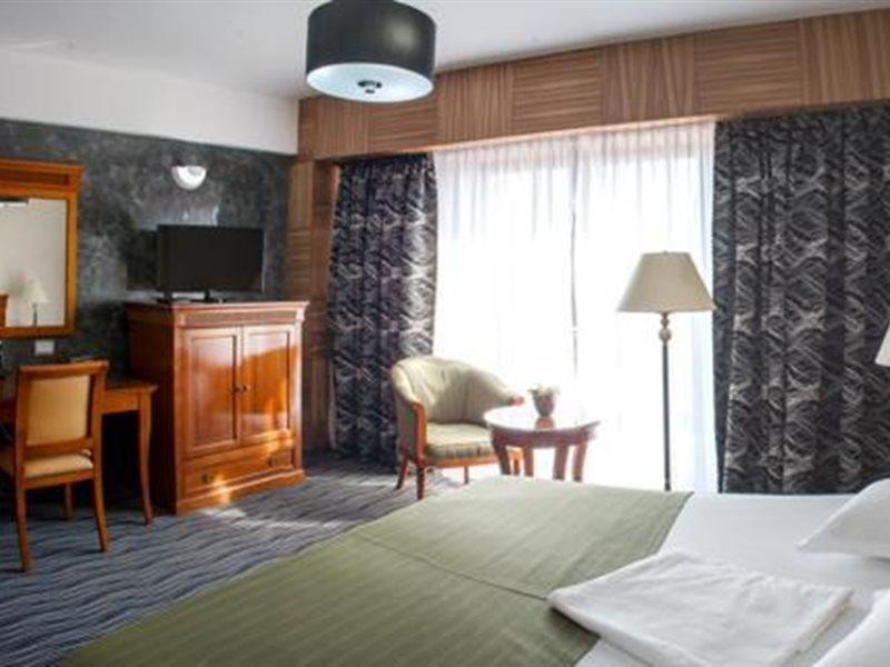 Hotel Oltenia Craiova Buitenkant foto