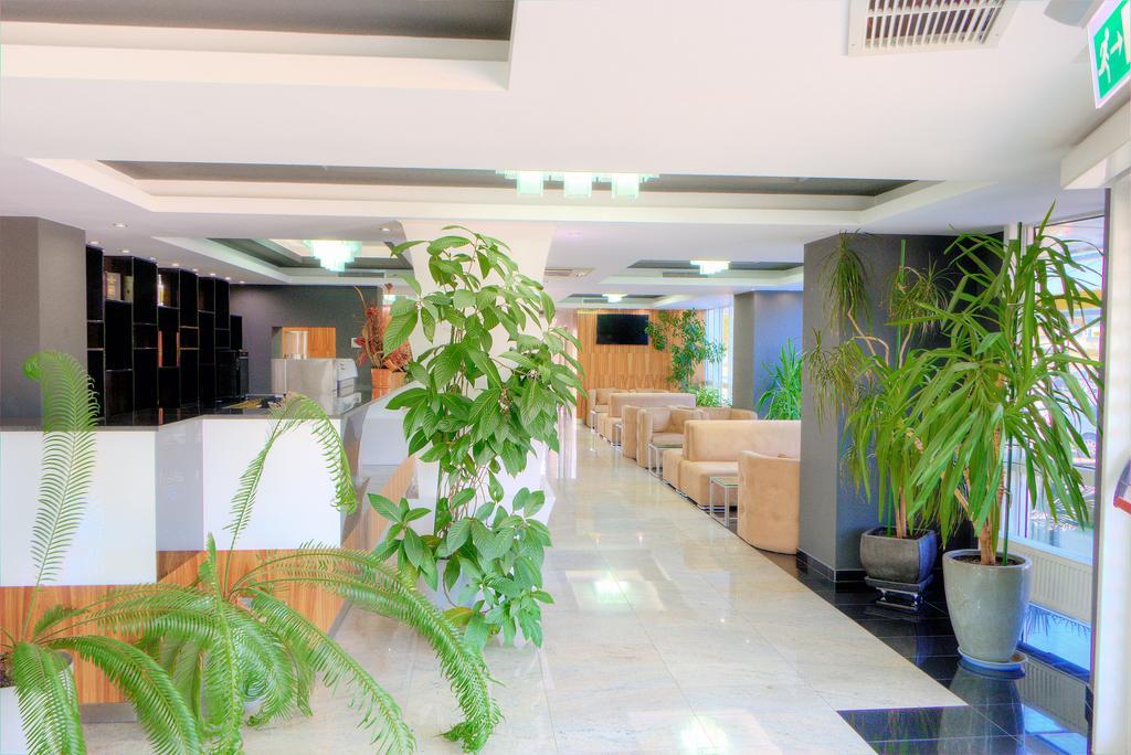 Hotel Oltenia Craiova Buitenkant foto